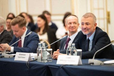 Как позитивный сценарий Мельниченко ведет Россию к суверенитету
